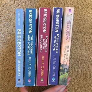 Bridgerton Book Series by Julia Quinn